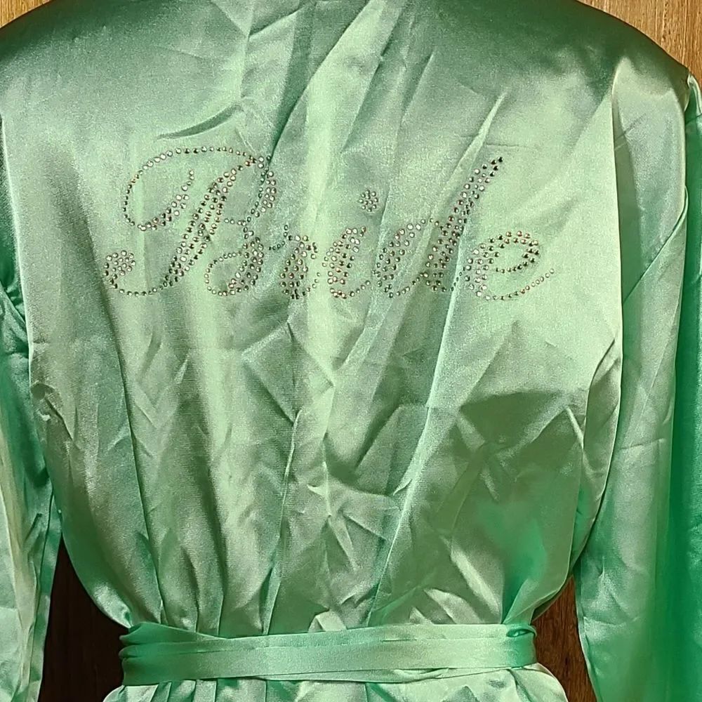 Bride robe - Picture 4 of 8